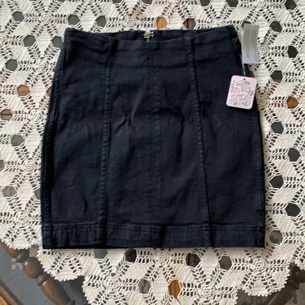 NWT Free People Black stretch mini skirt